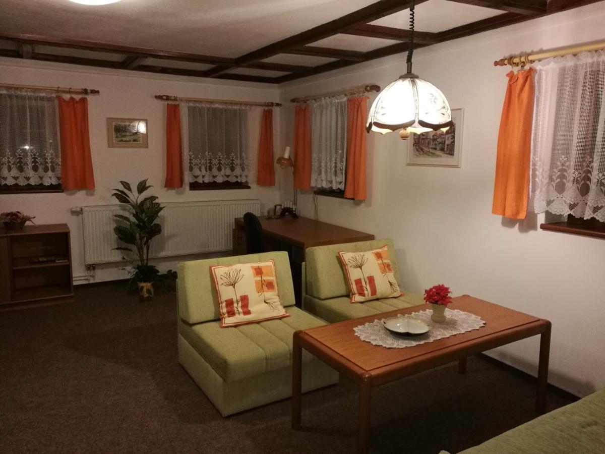 Apartmany Vydrysek Срні Екстер'єр фото