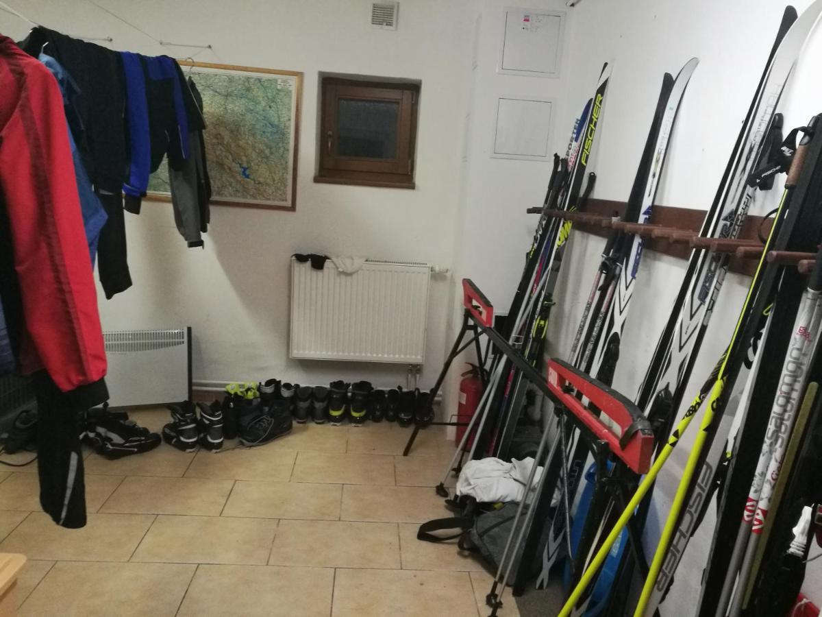 Apartmany Vydrysek Срні Екстер'єр фото